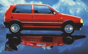 Brochure picture of the Uno Turbo ie Mk1 - courtesy of Fiat Auto Press